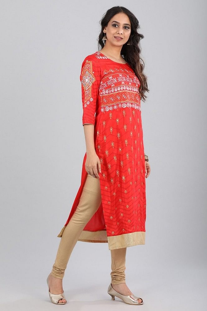 Red kurta