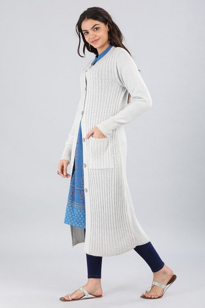 White Round Neck Solid Sweater