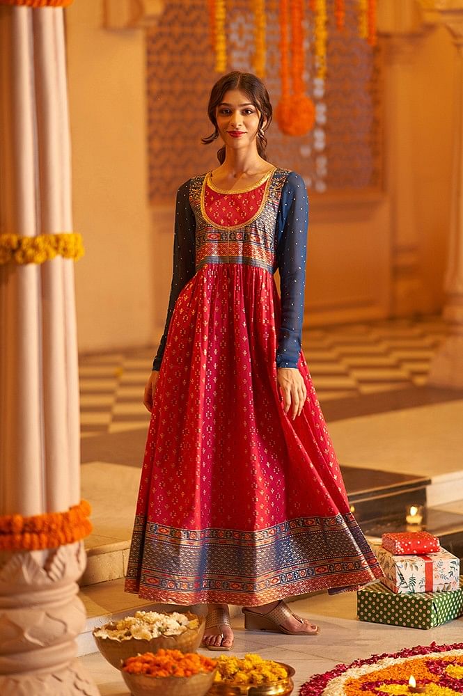 Aurelia party hotsell wear suits